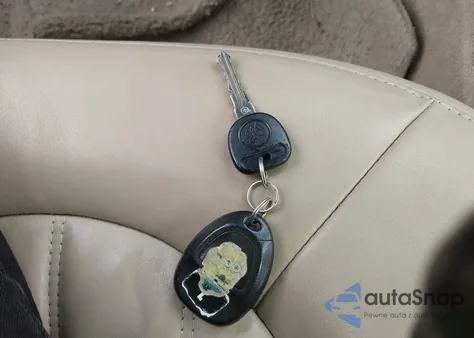 2007 Buick Lucerne Cxl из США, поврежденный, VIN 1G4HD57217U222301